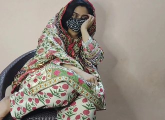 La Grande Sœur a Offert Sa Chérie au Petit Frère - Dialogue en Hindi Passionné ?