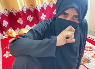 Une bavi séduisante s'adonne à un sexe sauvage avec Devor Bangla, voix cristalline