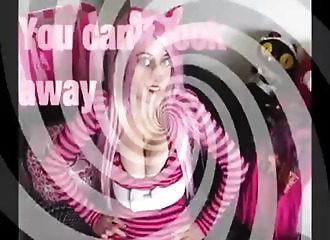 Ses courbes de pin-up à découvrir