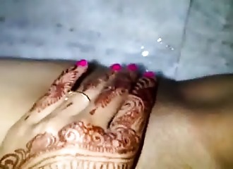 Doigté perso pour cette salope ultra chaude