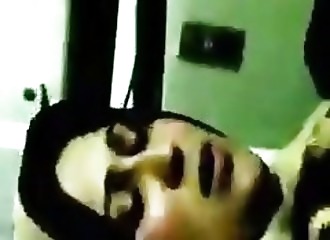 Baise d'une égyptienne mature