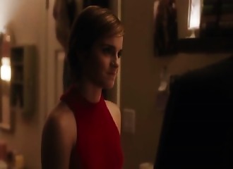 Une danseuse de cabaret pas vraiment sage