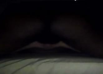 Annie se fait remplir le vagin par son ex-mari