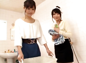 Bain avec de gros seins